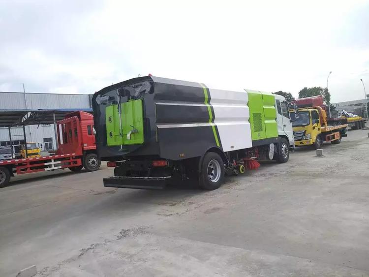 洗掃車(chē)圖片 洗掃車(chē)圖片