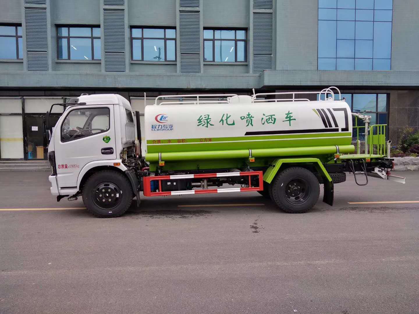 東風(fēng)大多利卡8噸灑水車
