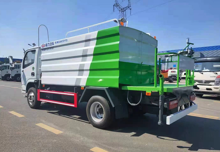 東風(fēng)福瑞卡抑塵灑水車(chē)