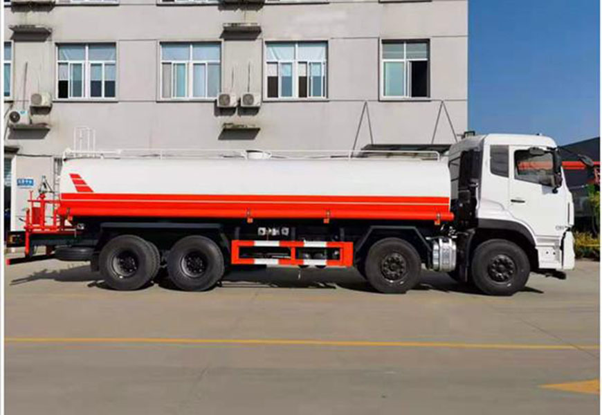 東風(fēng)天龍前四后八25噸灑水車(chē)